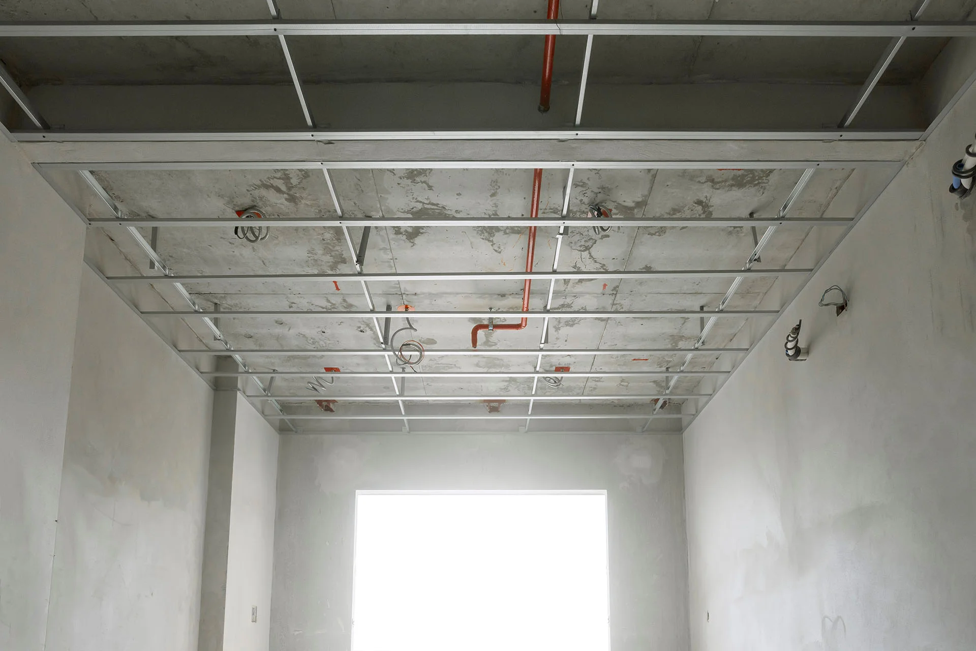 Suspended ceiling installation